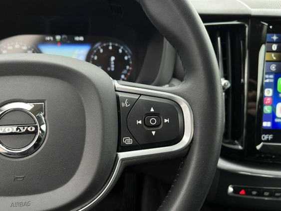 Volvo XC 60 cena 139900 przebieg: 102076, rok produkcji 2019 z Przecław małe 742
